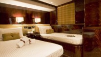 LUDYNOSA.G -  Twin Cabin
